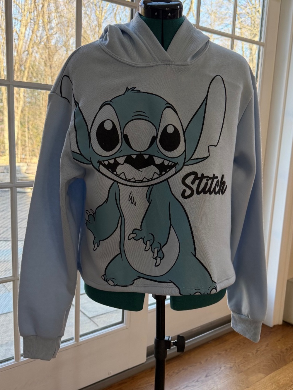 Disney Stitch Hoodie Cropped NWT Junior size L (11-13)
